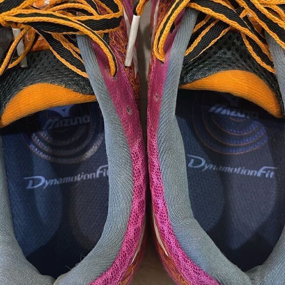 MIZUNO WOMEN'S WAVE SAYONARA 3 RUNNING SHOE, Size 7.5 - Picture 5 of 13